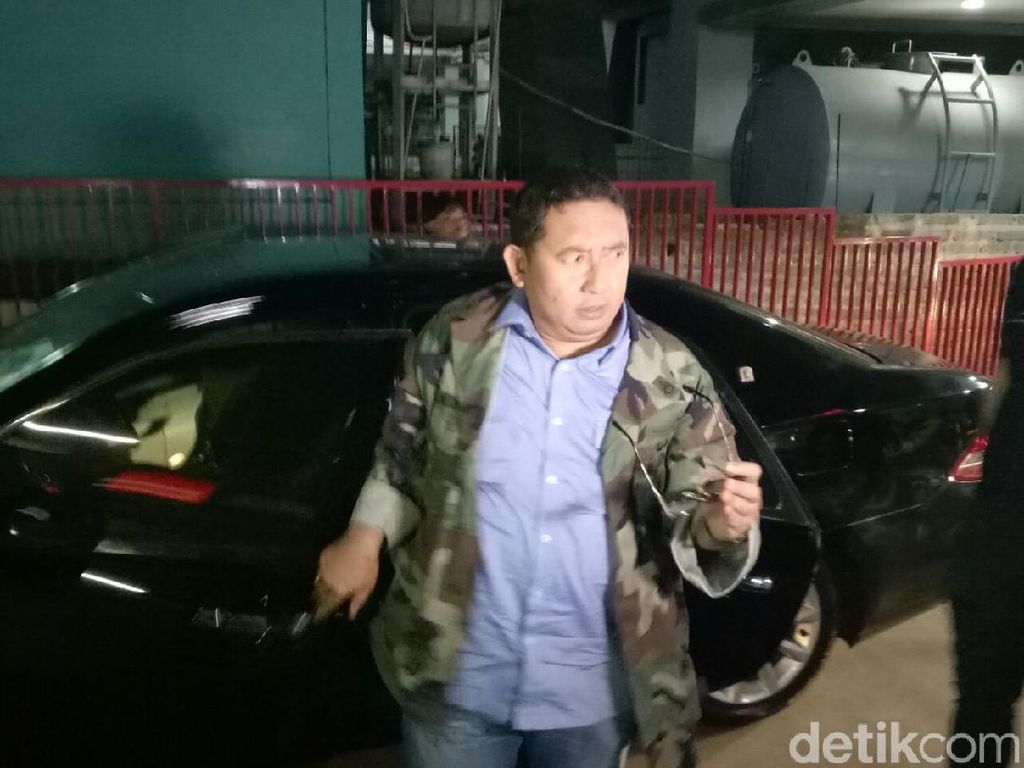 Fadli Zon: Kalau Ada yang Mengatakan Aksi 22 Mei Dibayar, Itu Fitnah Keji Fadli Zon: Kalau Ada yang Mengatakan Aksi 22 Mei Dibayar, Itu Fitnah Keji