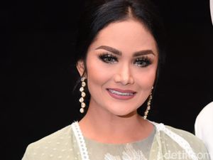 Tanggapan Krisdayanti Soal Rencana Anang Jual Rumah Tanggapan Krisdayanti Soal Rencana Anang Jual Rumah
