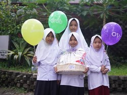 Donasi Rp 4 M Patungan untuk Berbagi Disalurkan Serentak di 8 Kota