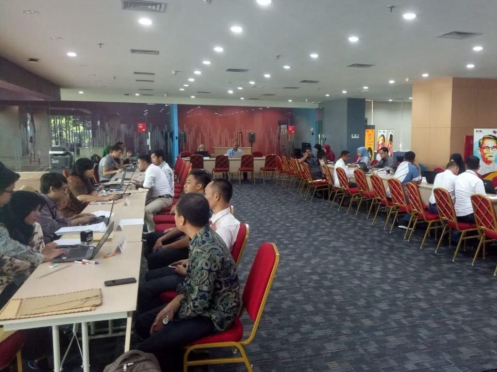KPK Buka Layanan Pelaporan Harta Kekayaan untuk Caleg Terpilih KPK Buka Layanan Pelaporan Harta Kekayaan untuk Caleg Terpilih