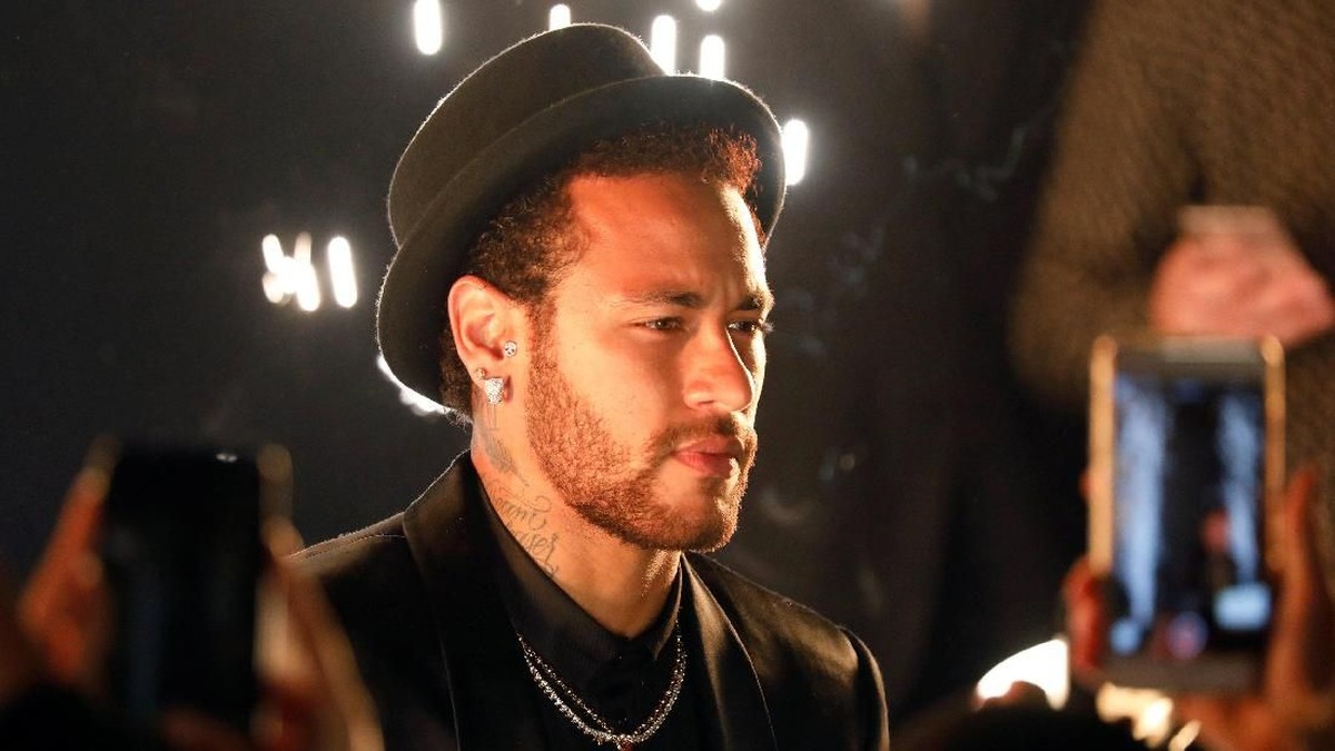 Pemain yang sedang tersandung dugaan pemerkosaan, Neymar. (Foto: Reuters)