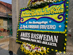Anies Kirim Bunga Dukacita ke Farhan Syahfero Korban Tewas Rusuh 22 Mei