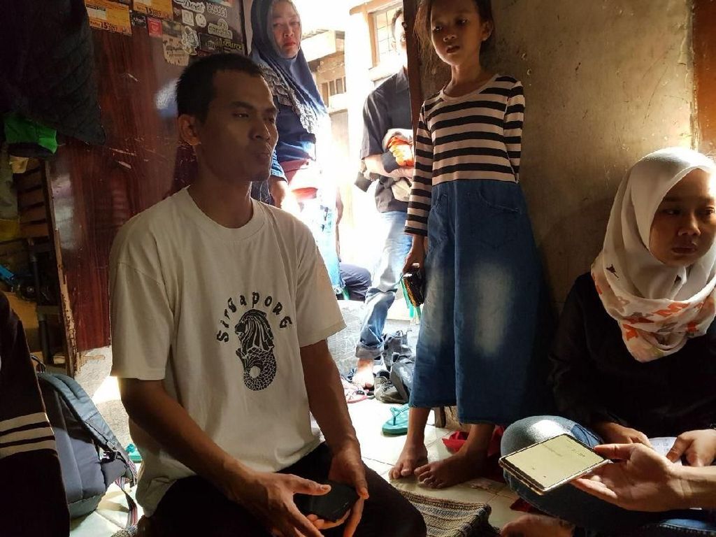 Ayah Korban Tewas Demo Ricuh Tn Abang: Jangan Lagi Rusuh, Segera Bersatu Ayah Korban Tewas Demo Ricuh Tn Abang: Jangan Lagi Rusuh, Segera Bersatu