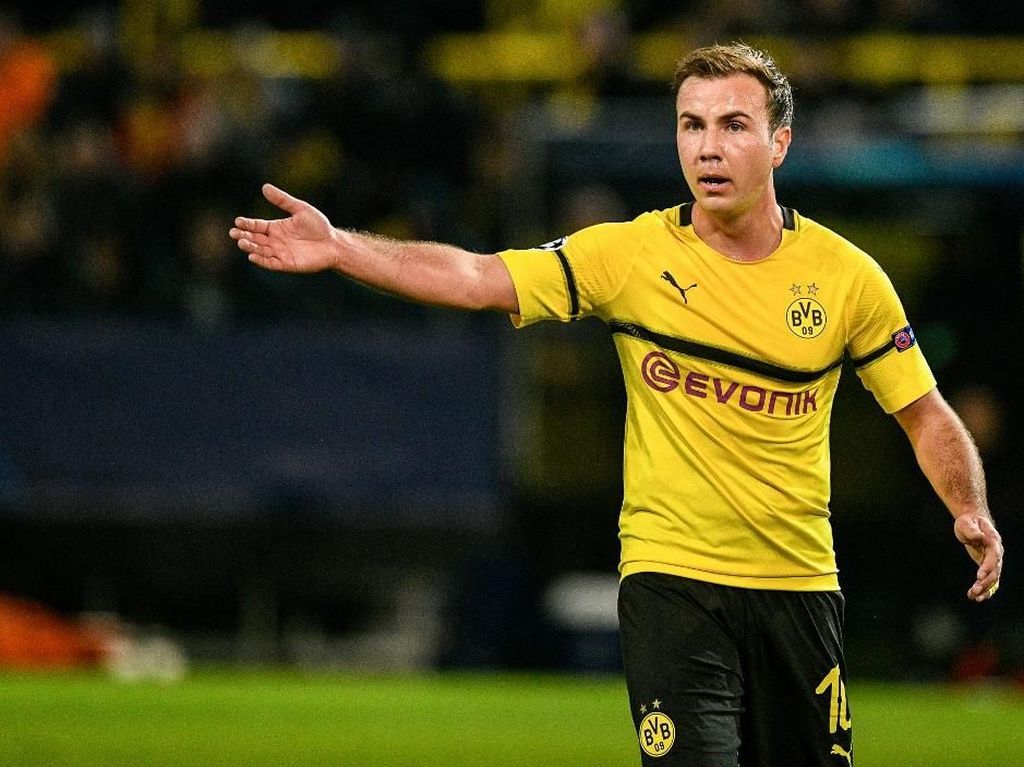 Cerita Goetze Usai Pindah ke Bayern: Butuh Polisi untuk Jaga Rumahnya Cerita Goetze Usai Pindah ke Bayern: Butuh Polisi untuk Jaga Rumahnya
