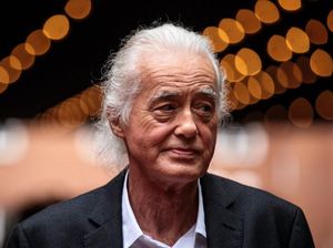 Jimmy Page Led Zeppelin Bagi Cerita Pertemuannya dengan Brigitte Bardot