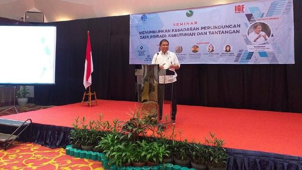 Menteri Komunikasi dan Informasi - Rudiantara
