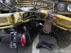 Truk vs Motor di Jalur Nasional Trenggalek, Satu Orang Tewas