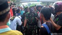TNI Redam Massa di Tanah Abang