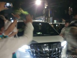 Prabowo Tinggalkan Rumah Aspirasi di Menteng Setelah Jenguk Korban Rusuh