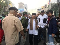 Orasi di Bawaslu, Amien Rais: Terus Berjuang Nonviolence