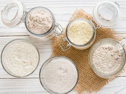 Memilih Jenis Tepung Terigu dan Mentega Terbaik untuk Kue Kering Memilih Jenis Tepung Terigu dan Mentega Terbaik untuk Kue Kering
