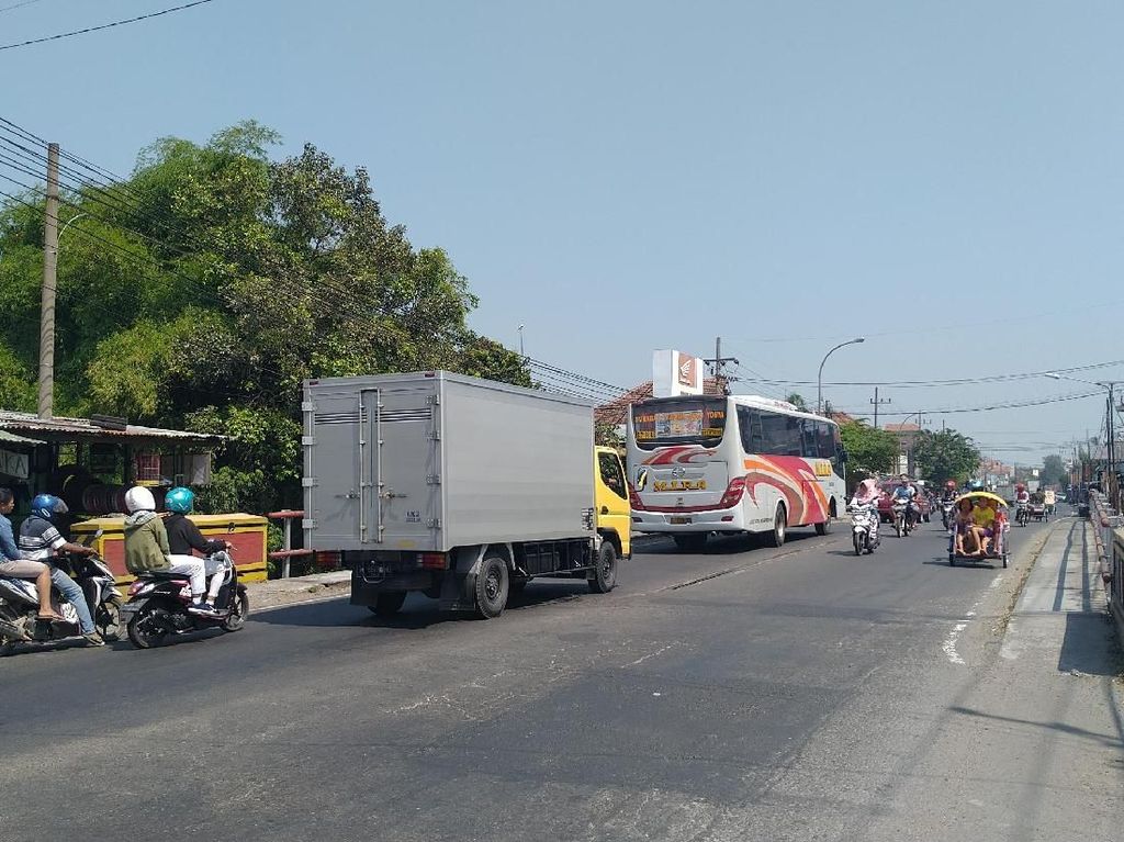 Jalur Mudik Jombang Sepanjang 32 KM Rawan Macet Jalur Mudik Jombang Sepanjang 32 KM Rawan Macet