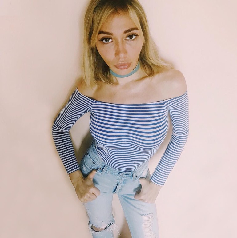 Akibat Terlalu Cantik Wanita ini Sulit Mendapatkan Pekerjaan