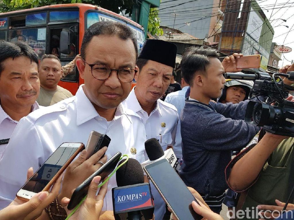 Anies Inventarisasi Fasilitas yang Rusak Akibat Rusuh 22 Mei Anies Inventarisasi Fasilitas yang Rusak Akibat Rusuh 22 Mei