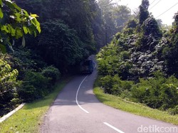 Rawan Kecelakaan, Aroma Horor Menyeruak di Tanjakan Cisarakan Sukabumi