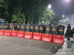 Bubarkan Massa Dekat Bawaslu, Polisi Sisir Permukiman di Kebon Kacang