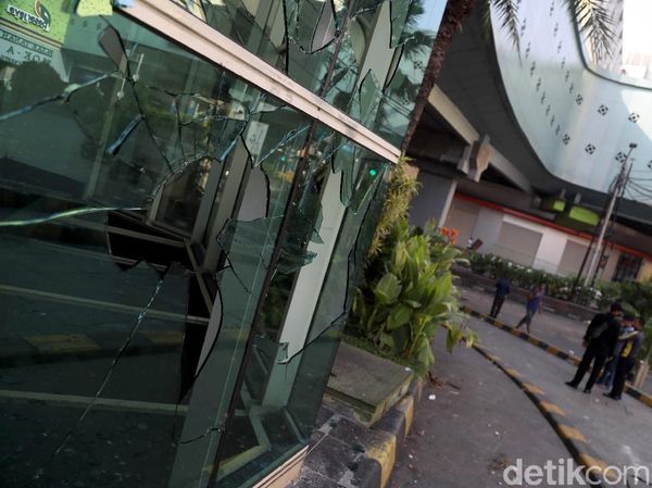 Sisa-sisa Bentrokan di Blok A Tanah Abang