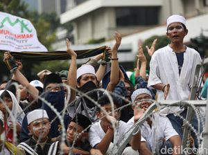 Imbas Demo, MRT Hanya Beroperasi Hingga Stasiun Dukuh Atas