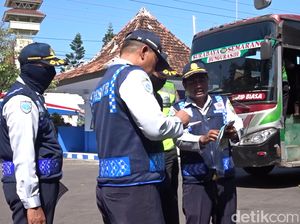 Jelang Arus Mudik, Bus di Rembang Dicek Kelayakannya Jelang Arus Mudik, Bus di Rembang Dicek Kelayakannya