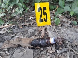 Puluhan Molotov Ditemukan di Polsek Tambelangan yang Dibakar Massa