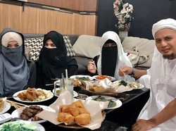 Keluarga: Semua Istri Ustaz Arifin Ilham Dapat Hak Waris