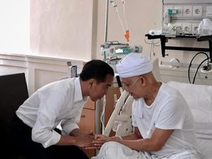 Ustaz Arifin Ilham Meninggal, Jokowi Ikut Berduka Ustaz Arifin Ilham Meninggal, Jokowi Ikut Berduka
