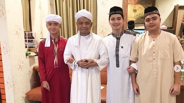 Kesedihan Anak Arifin Ilham Tak Bisa Dampingi Ayah di Akhir Hayat