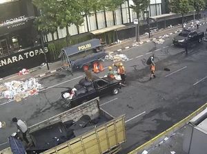 Gedung Bawaslu Masih Dijaga, Bundaran HI-Jl Merdeka Barat Ditutup Gedung Bawaslu Masih Dijaga, Bundaran HI-Jl Merdeka Barat Ditutup