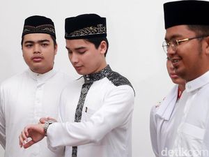 Alvin Faiz Muncul tapi Ogah Bahas Rumor Dirinya Alvin Faiz Muncul tapi Ogah Bahas Rumor Dirinya
