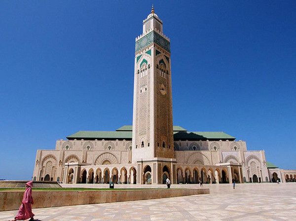 Terpesona Keindahan dan Megahnya Masjid Hassan II di Maroko