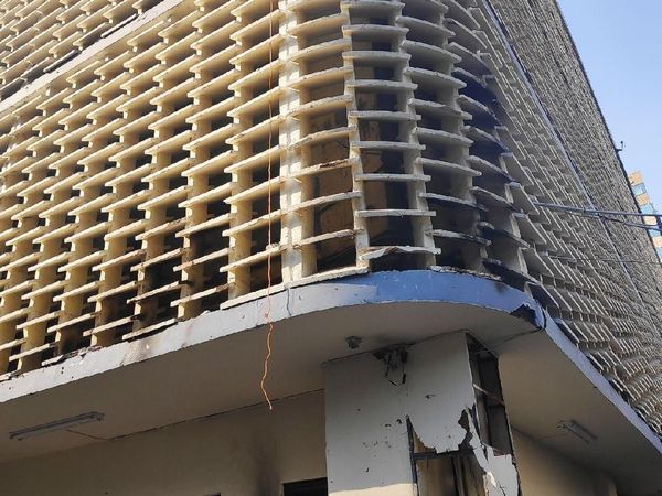 Penampakan Gedung Bawaslu Gosong-Bolong Pasca Kerusuhan 22 Mei