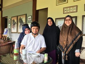 Kisah Keluarga Sepeninggal Ustaz Arifin Ilham, Kini soal Warisan Kisah Keluarga Sepeninggal Ustaz Arifin Ilham, Kini soal Warisan