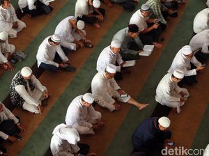 Doa Akhir Tahun Lengkap Bahasa Arab, Lafal Latin, dan Artinya Doa Akhir Tahun Lengkap Bahasa Arab, Lafal Latin, dan Artinya