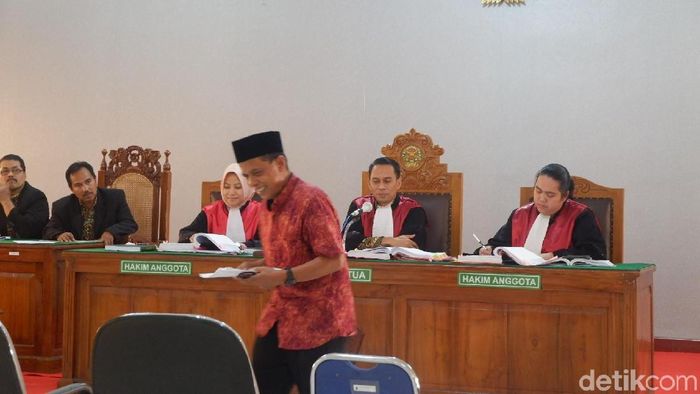 Priyanto, mantan anggota Komite Wasit PSSI (Uje Hartono/detikSport) Priyanto, mantan anggota Komite Wasit PSSI (Uje Hartono/detikSport)