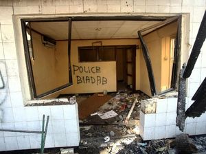 Kondisi Pos Polisi Sabang Pasca Dibakar Kondisi Pos Polisi Sabang Pasca Dibakar