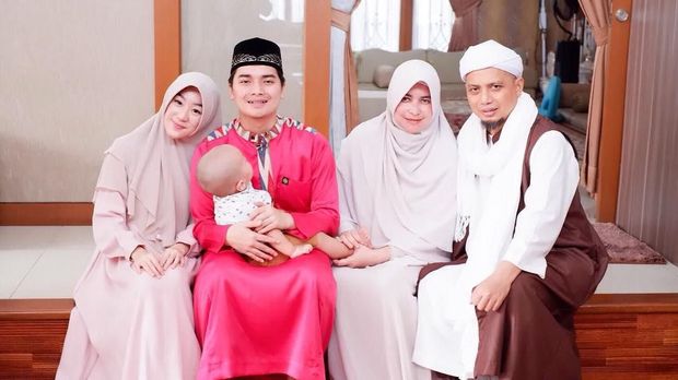 Alvin Faiz dan Ustaz Arifin Ilham