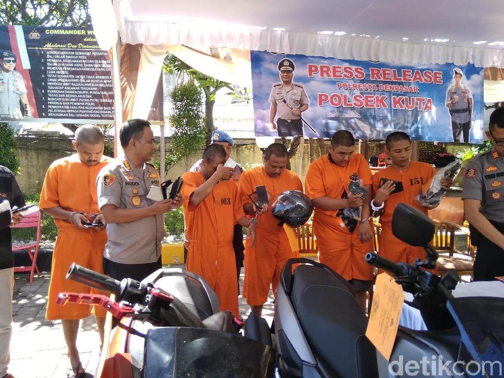 Komplotan Jambret Spesialis Turis Asing di Bali Ditangkap Komplotan Jambret Spesialis Turis Asing di Bali Ditangkap