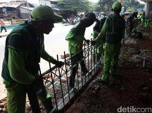 Rusak Akibat Rusuh 22 Mei, Pagar di Jalan Jatibaru Diperbaiki