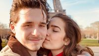 Brooklyn Beckham Setahun Pacaran, Netizen: Lebih Baik Chloe