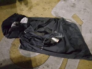 Ini Isi Ransel Perempuan Berpakaian Serbahitam di Depan Bawaslu Ini Isi Ransel Perempuan Berpakaian Serbahitam di Depan Bawaslu