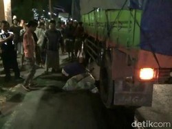 Tersambar Truk Setelah Motor Oleng, Ibu Tewas Anak Terluka