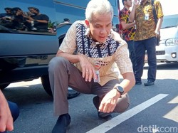 Ganjar Minta Pemudik Siap Batin dan Mental Hadapi Macet di Jateng