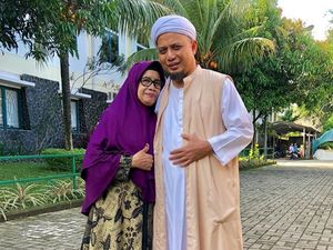 Cerita Ibunda Didatangi Arifin Ilham Lewat Mimpi Cerita Ibunda Didatangi Arifin Ilham Lewat Mimpi