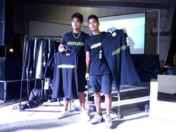 Sukses Jadi Pejetski, Duo Aswar Kini Rambah Bisnis Clothing Line