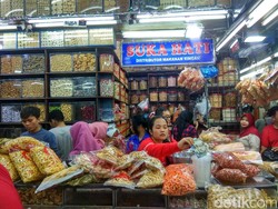 Mau Beli Kue Kering dan Camilan Kiloaan, Mampir Saja ke Sini