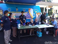 92 Awak Bus di Malang Jalani Tes Urine Jelang Arus Mudik