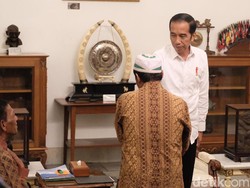 Video 2 PKL yang Dijarah Massa di Aksi 22 Mei Diundang ke Istana