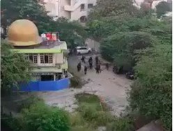 Isu Korban Tewas Hoax, Polri Jelaskan soal Brimob Pukuli Pria di Kampung Bali