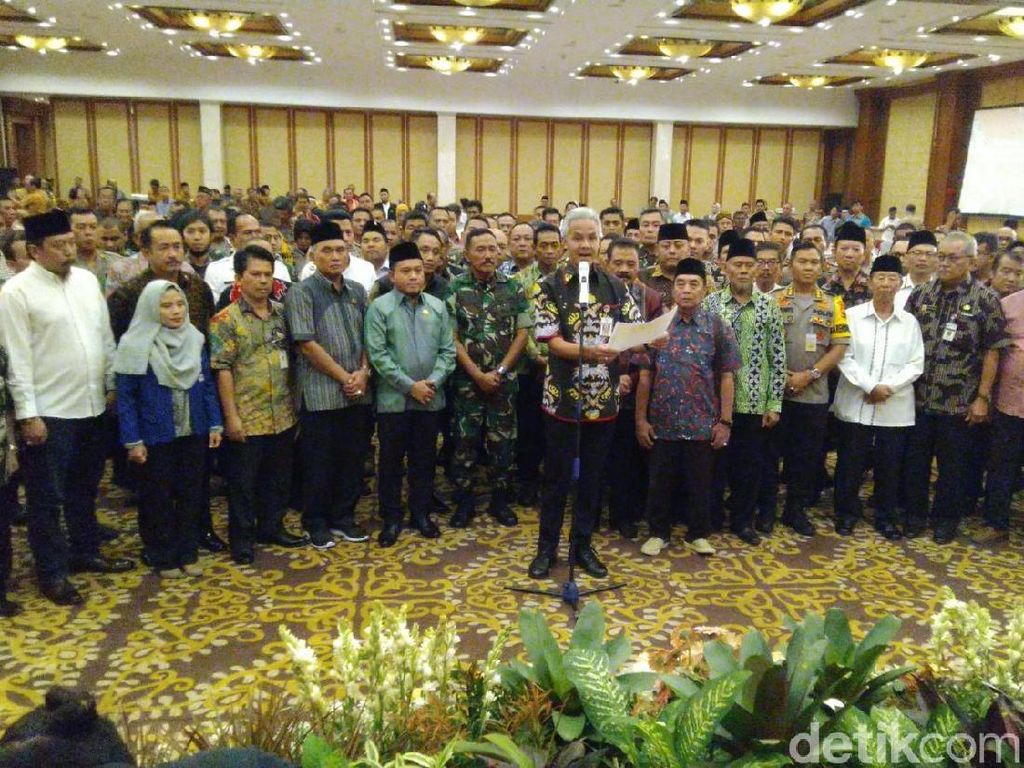 Pernyataan Kepala Daerah se-Jateng Tanggapi Situasi Politik Nasional Pernyataan Kepala Daerah se-Jateng Tanggapi Situasi Politik Nasional