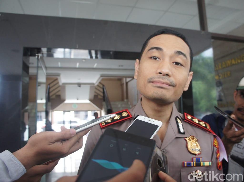 Dear Warga Karawang, Mau Mudik? Titip Kendaraan di Kantor Polisi Saja Dear Warga Karawang, Mau Mudik? Titip Kendaraan di Kantor Polisi Saja